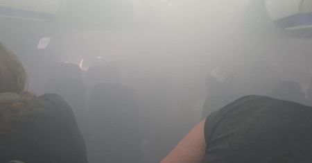 Pokład wypełnił się kłębami dymu. Horror w samolocie British Airways