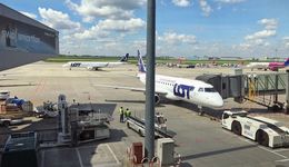 "Lotnisko Chopina jest u kresu wytrzymałości". LOT szykuje się na CPK