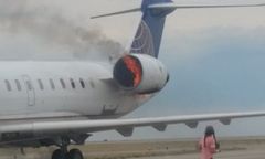 Szokujący widok. Płonący samolot United Airlines lądował na lotnisku w Denver