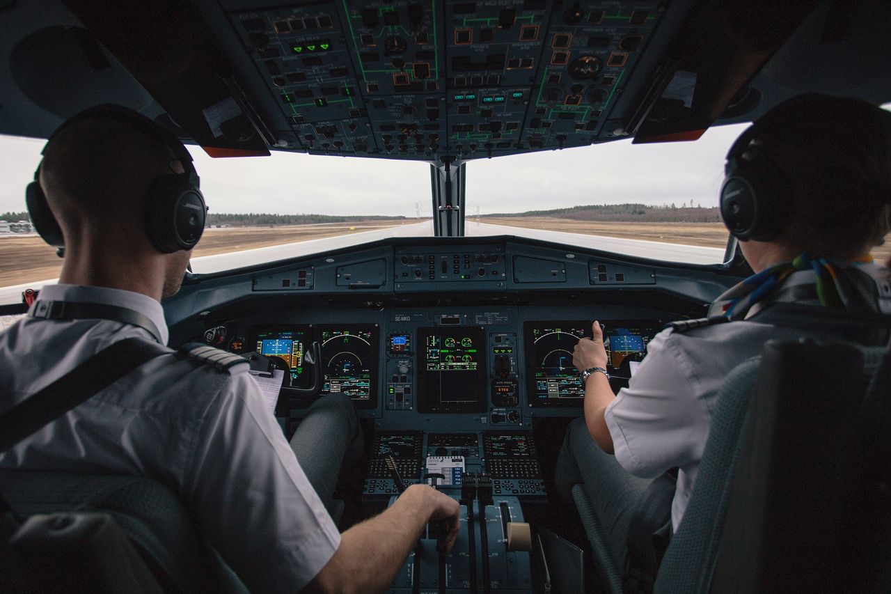 Jak wymarzony zawód zamienia się w udrękę. Praca pilotów jest dużo gorsza, niż myślimy