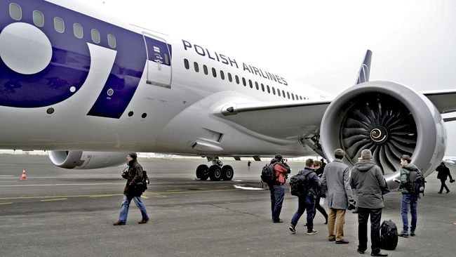 LOT i inne linie lotnicze zmieniają trasy przelotów na Bliskim Wschodzie.