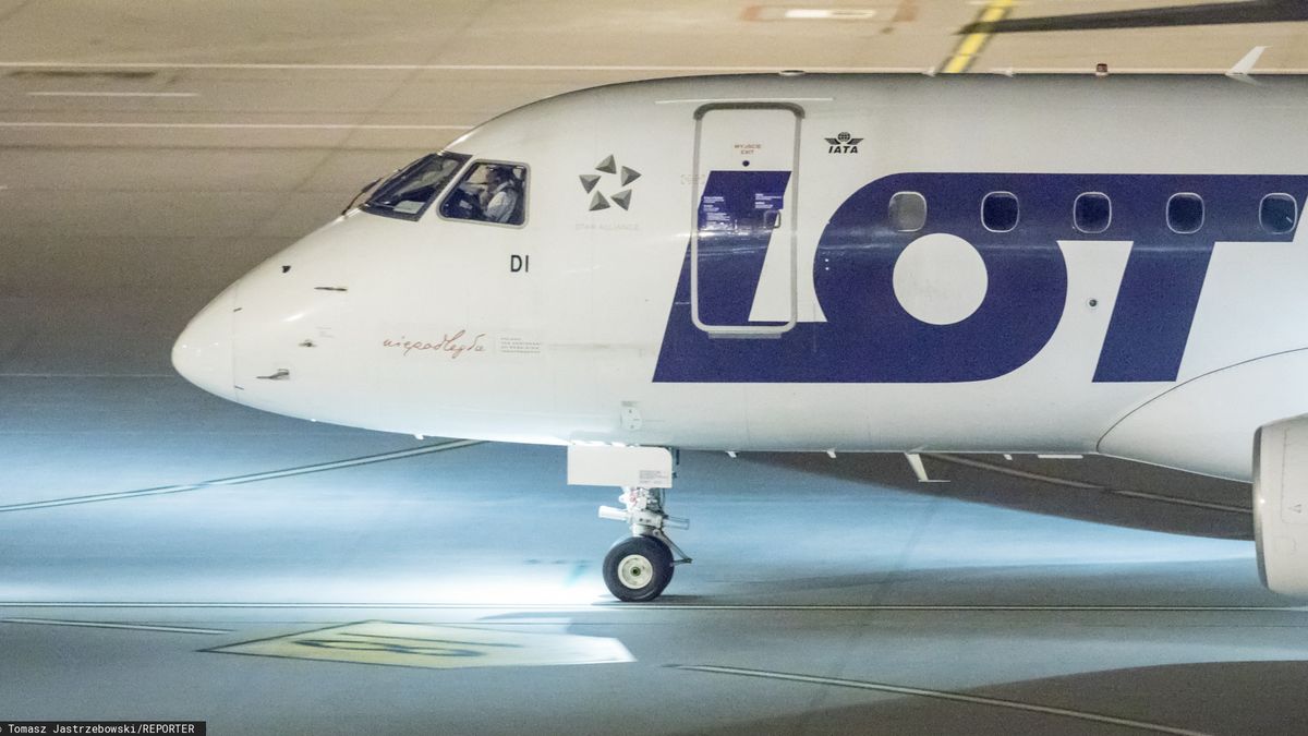 PLL tnie połączenia do Włoch i Korei