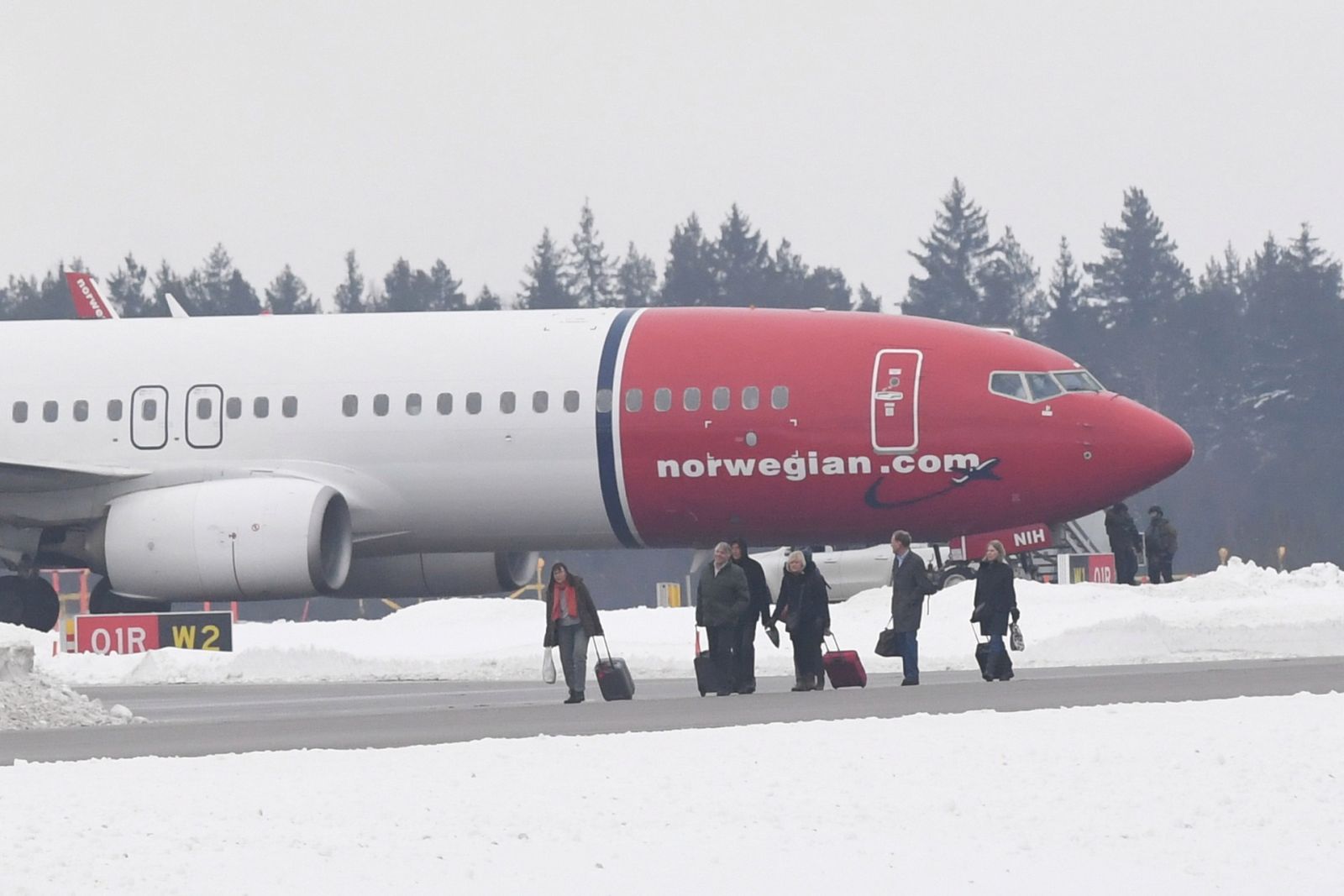 Ewakuowany samolot norweskich linii lotniczych