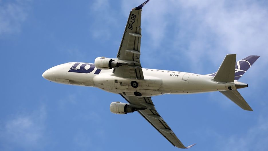 Samolot PLL LOT znów zanotował spóźnienie