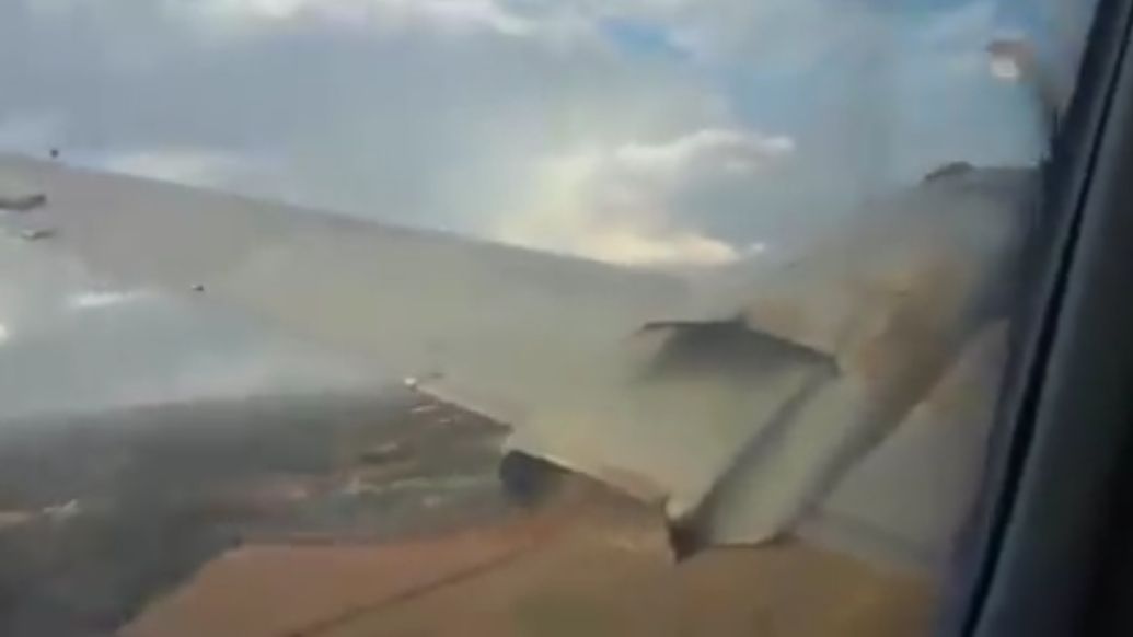 Pasażer mimo paniki nagrał całą sytuację