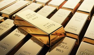 Polacy nadal kochają złoto. I lokują w nim pieniądze