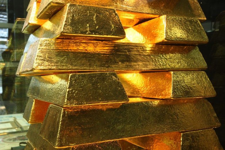 W tym roku zasoby NBP zasiliło 100 ton złota. 25,7 ton złota NBP kupił w roku 2018.