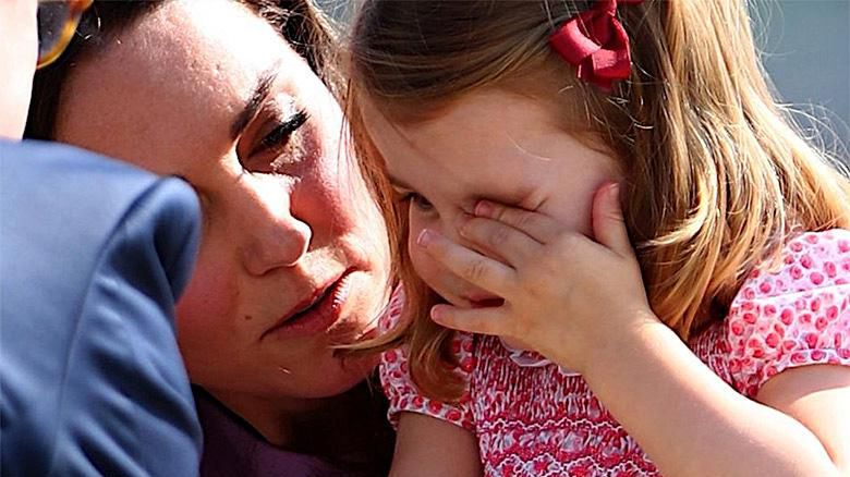 Księżniczka Charlotte płacze