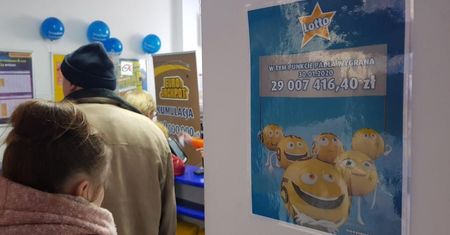 Dwie szóstki w ciągu roku w jednej kolekturze. Sprawdziliśmy, jak wygląda łomżyński "skarbiec"