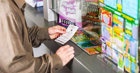 Lotto. Gracze pobili kolejne rekordy, setki tysięcy i pensja przez 20 lat