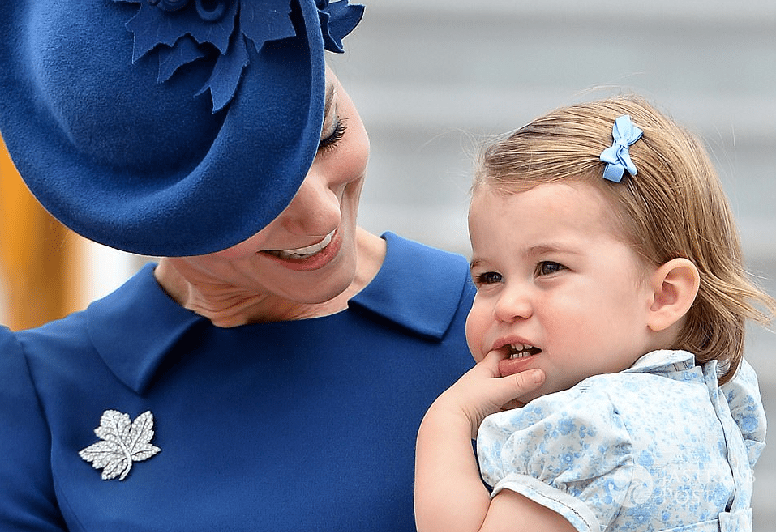 Księżna Kate z Charlotte