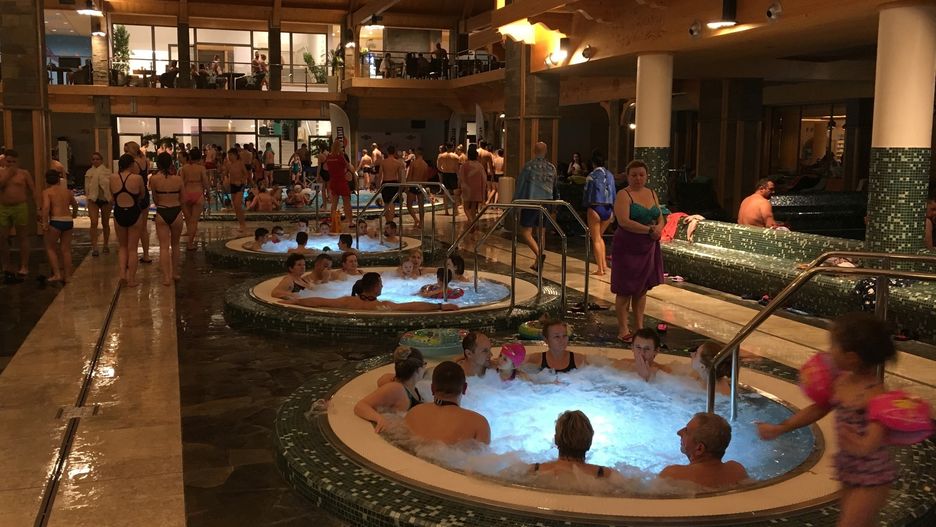 W jednej z beczek z wodą siarkową w Termach Chochołowskich znaleziono ciało mężczyzny