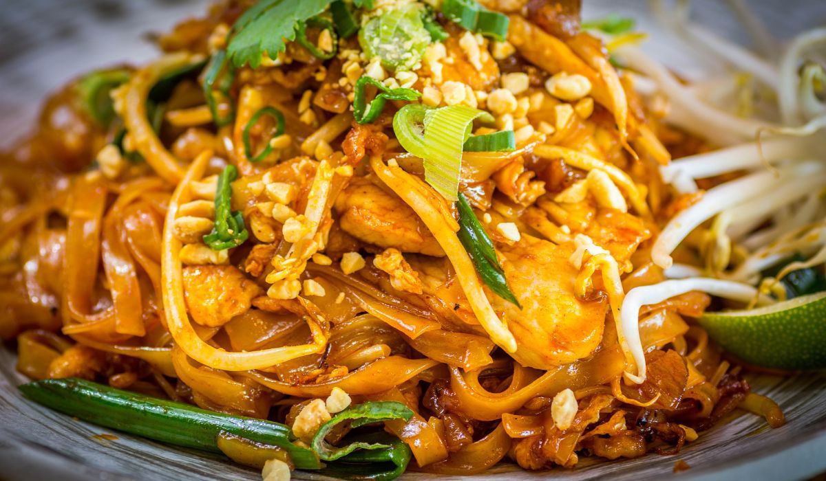 Pad Thai - Pyszności; Foto Canva.com