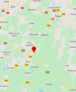 Wypadek na DK18. Bus uderzył w ciężarówkę. Są ranni