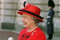 Brytyjczyków stać na królową
