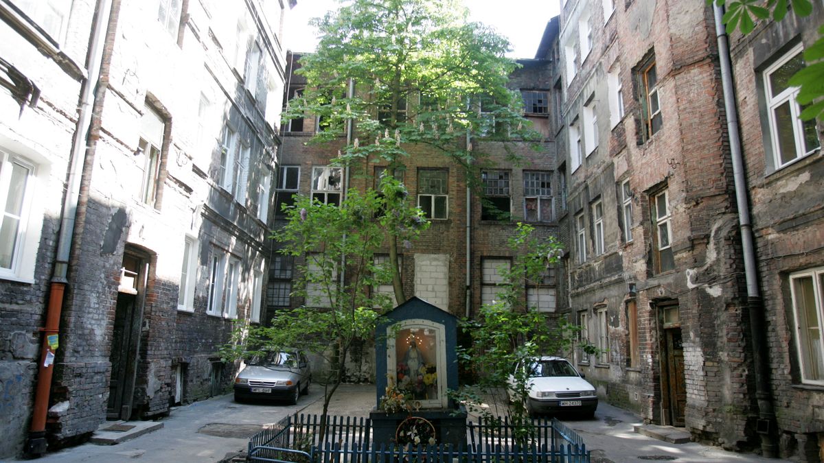 Kamienica przy ulicy Stalowej na Pradze