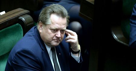 Bredzić jak minister na mękach, czyli gdy polityk straci głowę