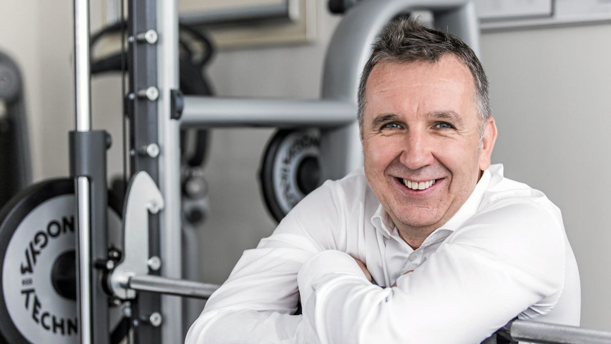 Michał Sołowow pierwszy biznes rozkręcił w liceum gdzie prowadził sklep z bułkami. 