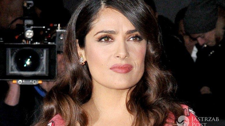 Salma Hayek w sukni Gucci na British Fashion Awards 2015 (fot. ONS)