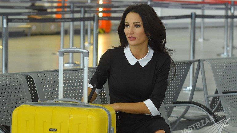 Justyna Steczkowska na lotnisku