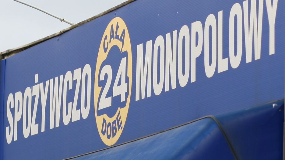 Niechętni zakazowi są właściciele sklepów monopolowych.