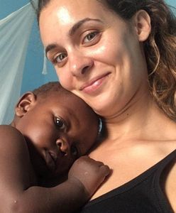 Kamila jest położną w Afryce. 30-latka próbuje odmienić los matek i ich dzieci