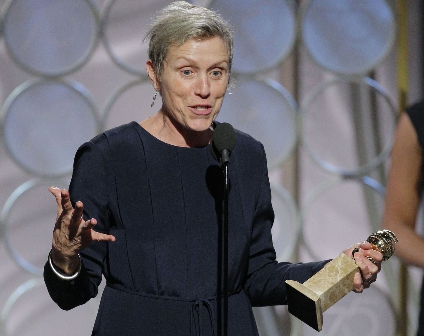 Frances McDormand podczas przemówienia na 75. gali Złotych Globów.