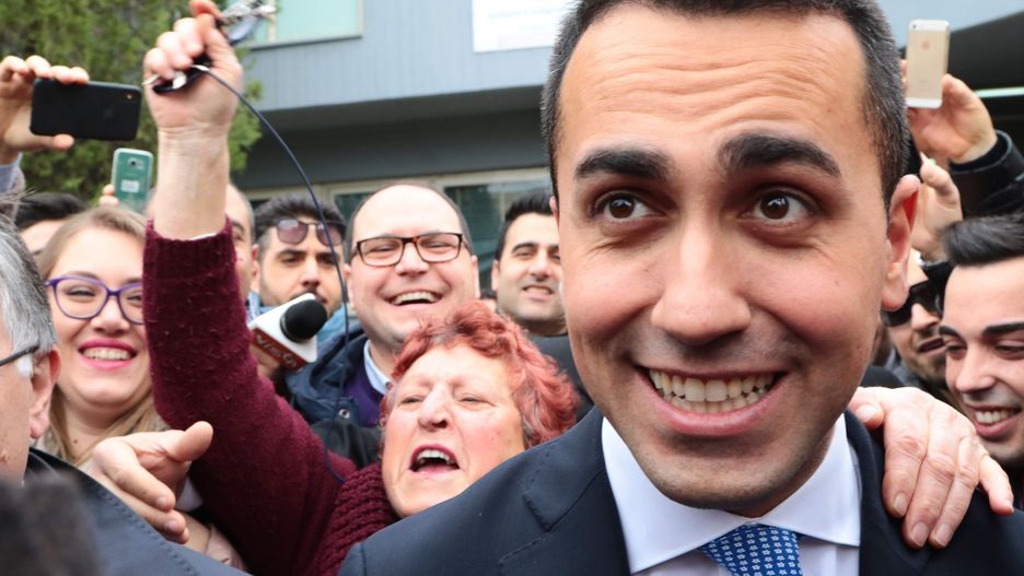 Luigi Di Maio, lider Ruchu Pięciu Gwiazd, ma powody do zadowolenia