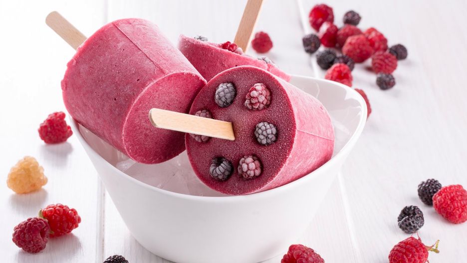 Domowe lody jagodowe. Bez specjalnych foremek