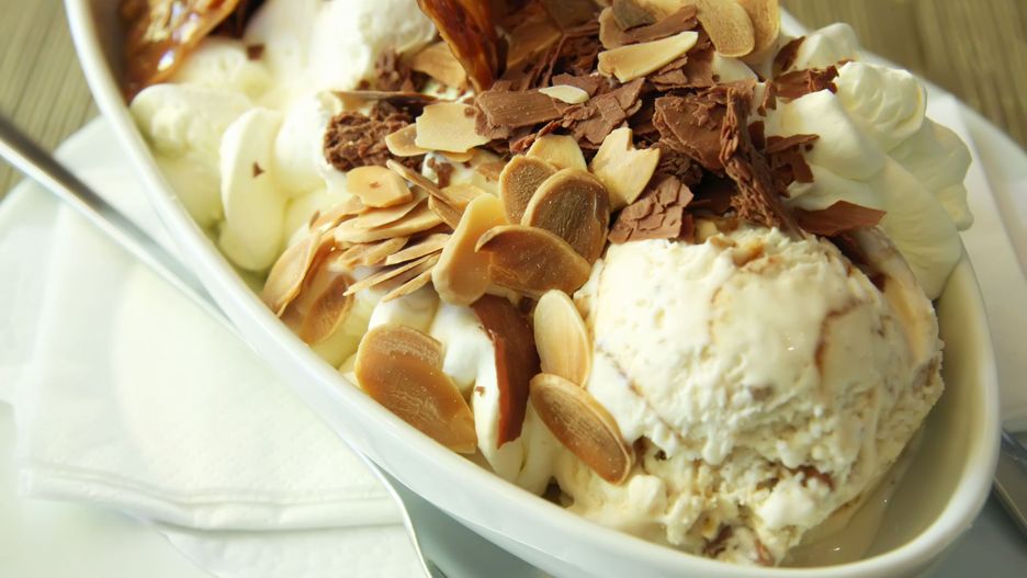 Trudno sobie wyobrazić lato bez lodowych deserów