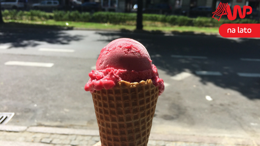 Lody naturalne, zdaniem dietetyczki, są nieco zdrowsze od tych z hipermarketu. Ale też mają w sobie sporo chemii