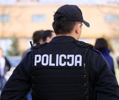 Zbrodnia w Łodzi. Ona leżała w kałuży krwi, on znaleziony martwy w mieszkaniu