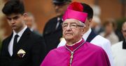 "Tylko nie mów nikomu". Abp Głódź został spytany o film o pedofilii. "Nie oglądam byle czego"