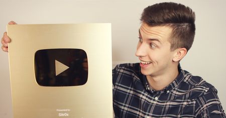 Zawód: influencer. Sitr0x o swojej karierze, dziwnym jedzeniu i fanach
