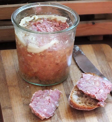 Kiełbasa w słoiku, czyli domowa mielonka