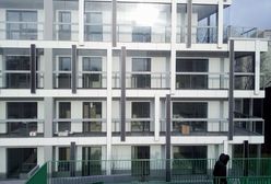 Podglądanie sąsiadów jest niegrzeczne. Jednak w tym przypadku nie masz innego wyjścia