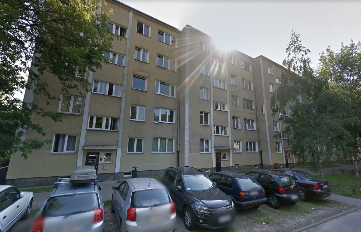 Jeden z bloków na ulicy Magiera w Warszawie 