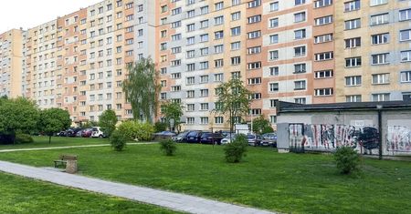 Użytkowanie wieczyste zostanie na osiedlach. Będą opłaty za korzystanie z dróg i podwórek