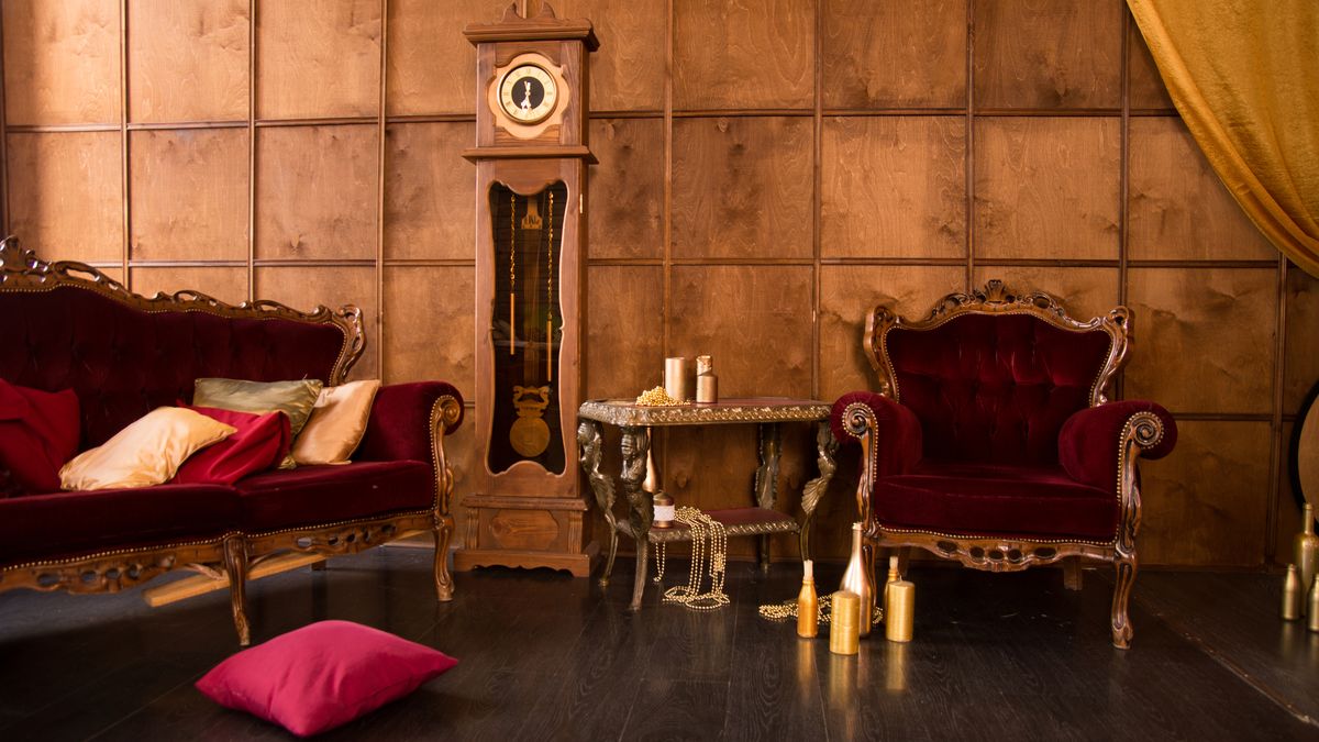 Wystrój salonu klasycznego powinien cechować się prostotą, elegancją i funkcjonalnością. Wszystkie elementy wystroju wnętrz powinny ze sobą współgrać.