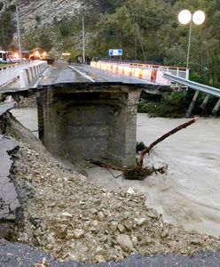 Rosja: Cyklon zabił dwie osoby. Są liczne podtopienia. Soczi odcięte od świata