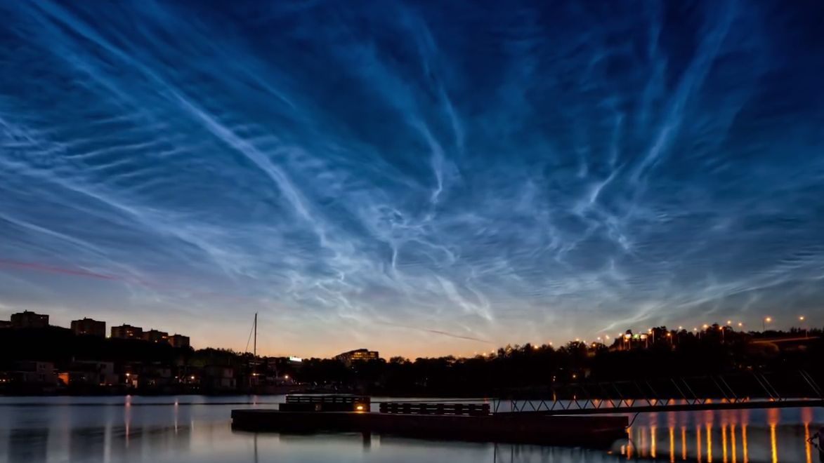 "Elektryczne" chmury. Niesamowite zdjęcia z balonu NASA