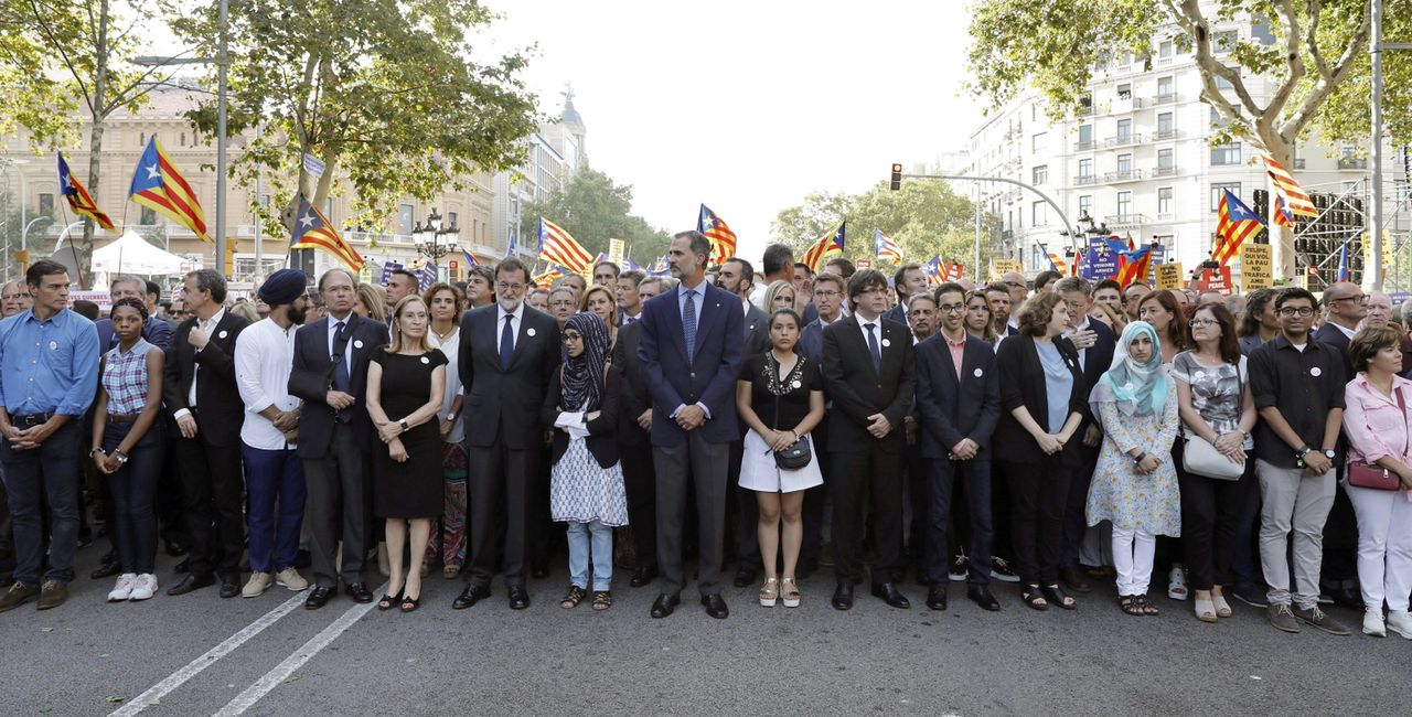 W Barcelonie przeszła manifestacja przeciwko terroryzmowi. "Nie boimy się"