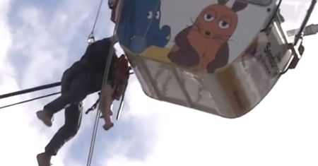 Wagonik uderzył w pylon. 76 osób zawisło nad Renem