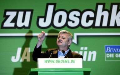 Joschka Fischer oddaje władzę młodszym "Zielonym"