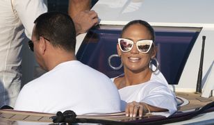 Jennifer Lopez jak nastolatka. Gwiazda zachwyciła stylizacją na urodzinach Magica Johnsona