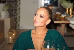 Jennifer Lopez ma 49 lat, rozkwita i zachwyca. Z dojrzałością jej do twarzy