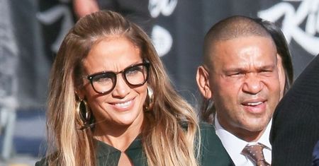 Jennifer Lopez i jej seksowne okulary