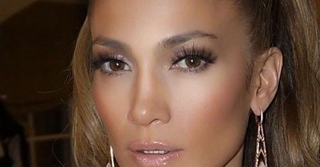 Jennifer Lopez: teraz ma 46 lat i idealne ciało. A kiedyś?