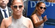 Jennifer Lopez w "niewidzialnej" spódnicy na ulicy. Jeszcze większą sensacją są jej szpilki - rok temu były szczytem bezguścia