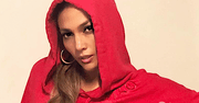 Jennifer Lopez w zniszczonej bluzie za 3 tysiące złotych! Warta swojej ceny?